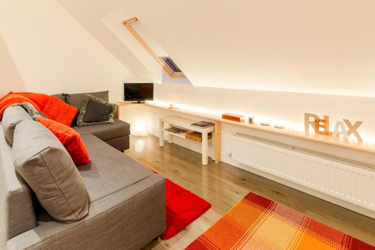 Allt Mor Rentals - Chalet With Hot Tub, And Studio Apartment No Hot Tub Roybridge Exterior foto