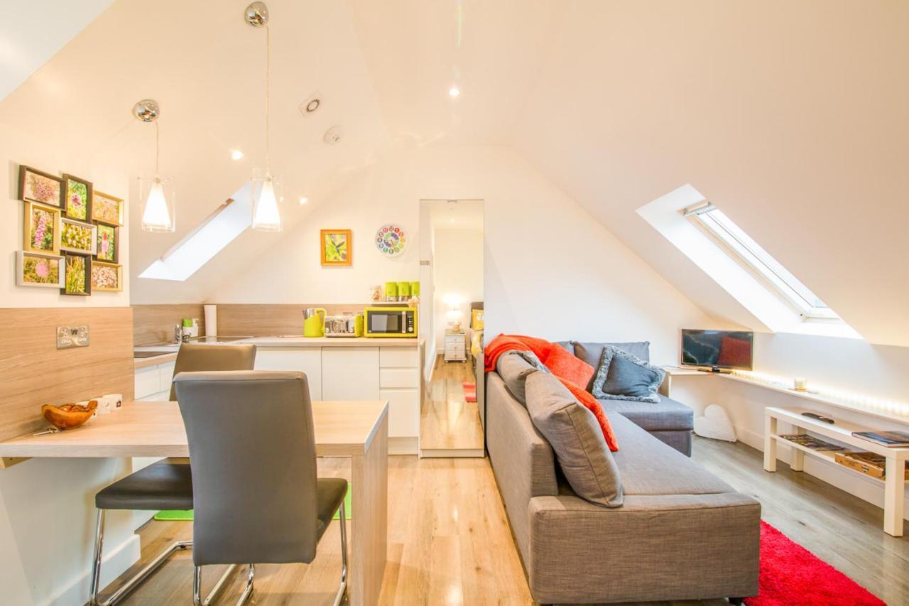 Allt Mor Rentals - Chalet With Hot Tub, And Studio Apartment No Hot Tub Roybridge Exterior foto