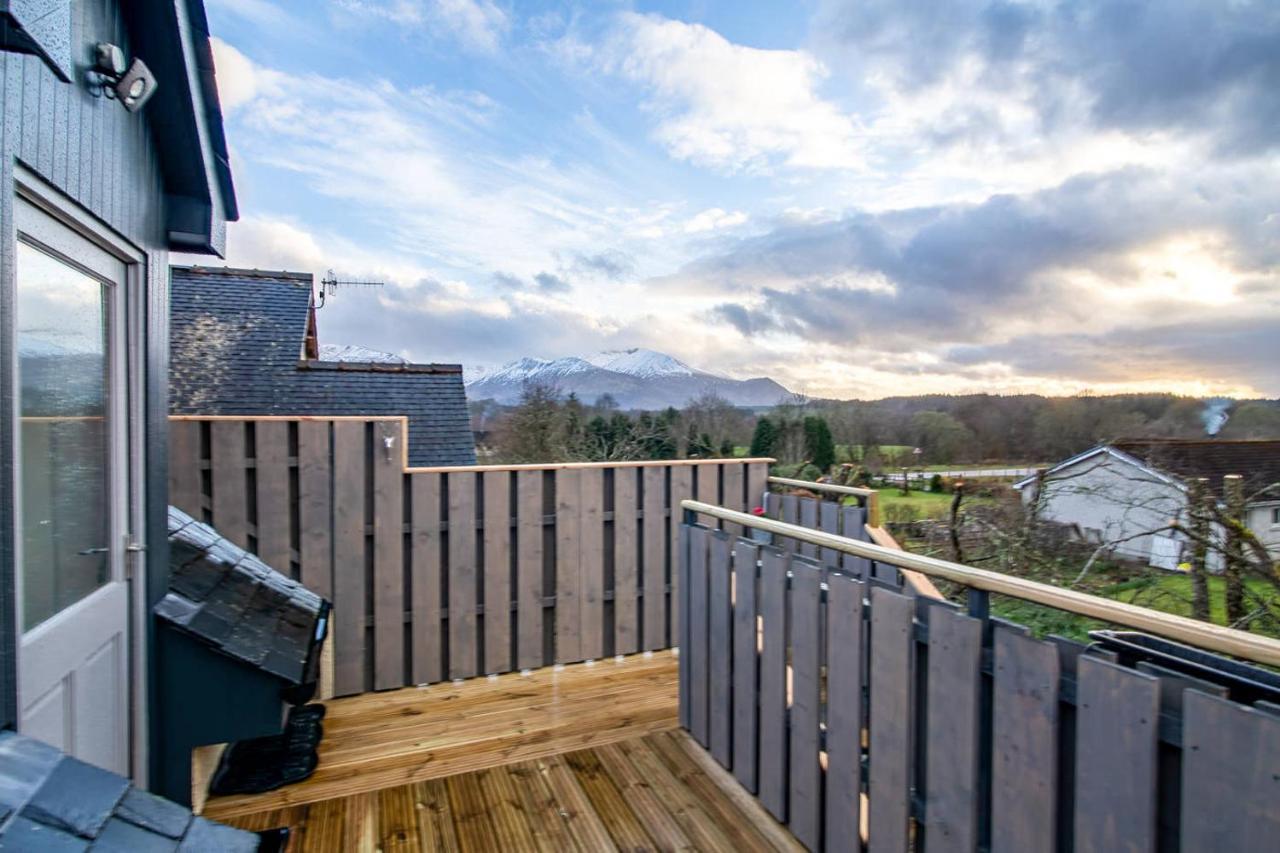Allt Mor Rentals - Chalet With Hot Tub, And Studio Apartment No Hot Tub Roybridge Exterior foto